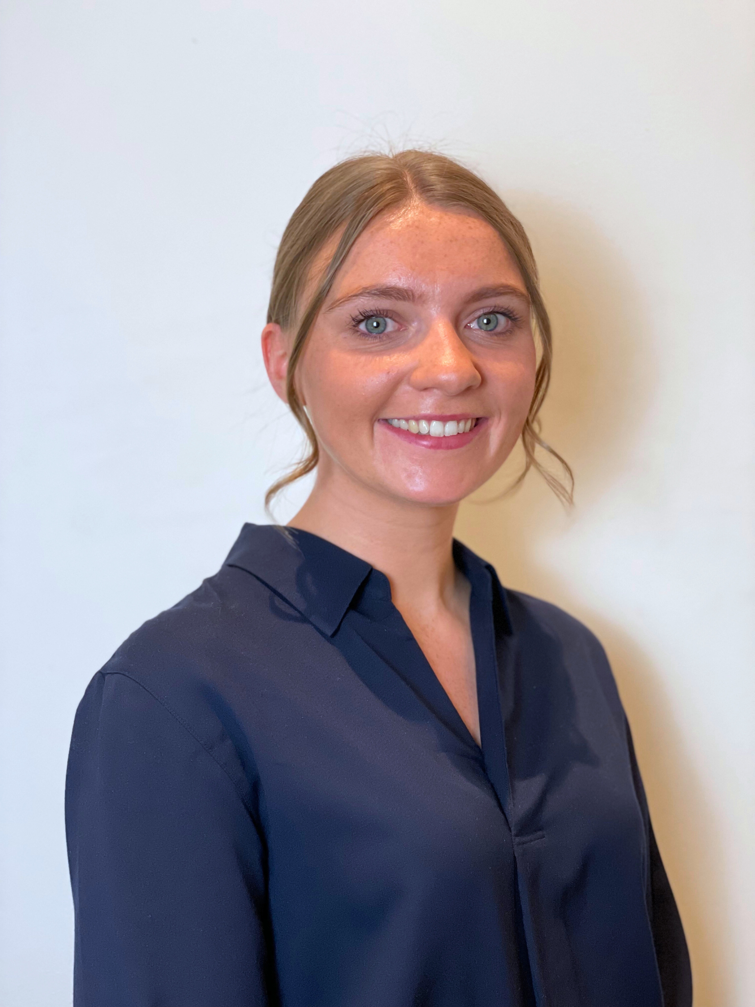Profile Photo: Caitlin Jeanes is a physiotherapist in Newstead Brisbane